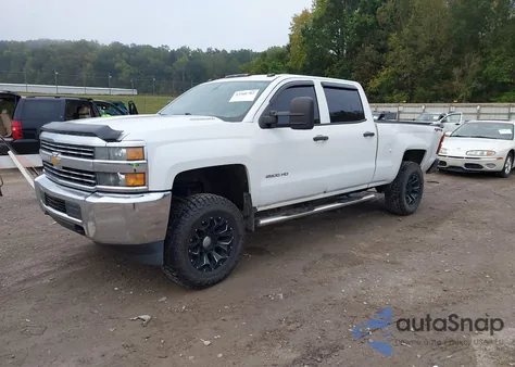 2015 Chevrolet Silverado K2500 Heavy Duty z USA, uszkodzony, nr VIN 1GC1KUE89FF140896